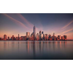 Umělecká fotografie Lower Manhattan at dusk, Wei (David) Dai, (40 x 24.6 cm)