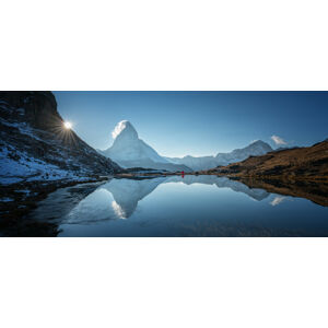 Umělecká fotografie Dance under Matterhorn, April Xie, (50 x 22.3 cm)