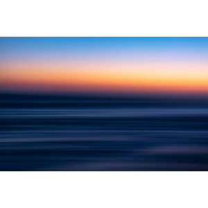 Umělecká fotografie Blurred Horizon, Caden Z. Thure, (40 x 26.7 cm)