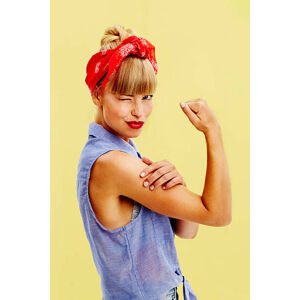 Ilustrace Beautiful woman flexing muscle, SanneBerg, (26.7 x 40 cm)