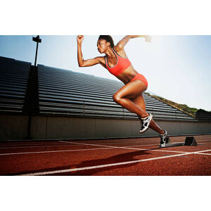 Umělecká fotografie Women running on athletic track, Jupiterimages, (40 x 26.7 cm)