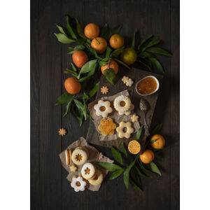 Umělecká fotografie Mandarin Linzer Cookies, Diana Popescu, (30 x 40 cm)