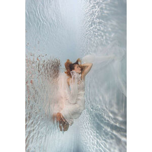 Umělecká fotografie Woman underwater, Tina Terras & Michael Walter, (26.7 x 40 cm)