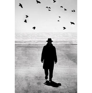 Umělecká fotografie Man walking, Grant Faint, (26.7 x 40 cm)