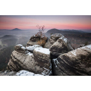 Umělecká fotografie PINK MORNING,Scenic view of mountains against, Karel Stepan / 500px, (40 x 26.7 cm)