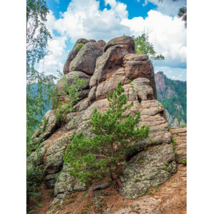 Umělecká fotografie High forest rocks for advanced hiking, Vadim Serebrenikov, (30 x 40 cm)