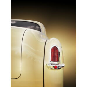 Umělecká fotografie American classic car Coronet 1950 taillight, Beate Gube, (30 x 40 cm)