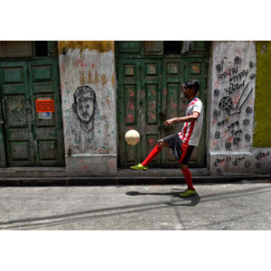 Umělecká fotografie Football Mania, Avishek Das, (40 x 26.7 cm)