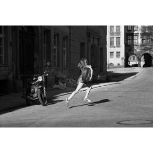 Umělecká fotografie Freedom (from the series Childhoods), Dieter Matthes, (40 x 26.7 cm)